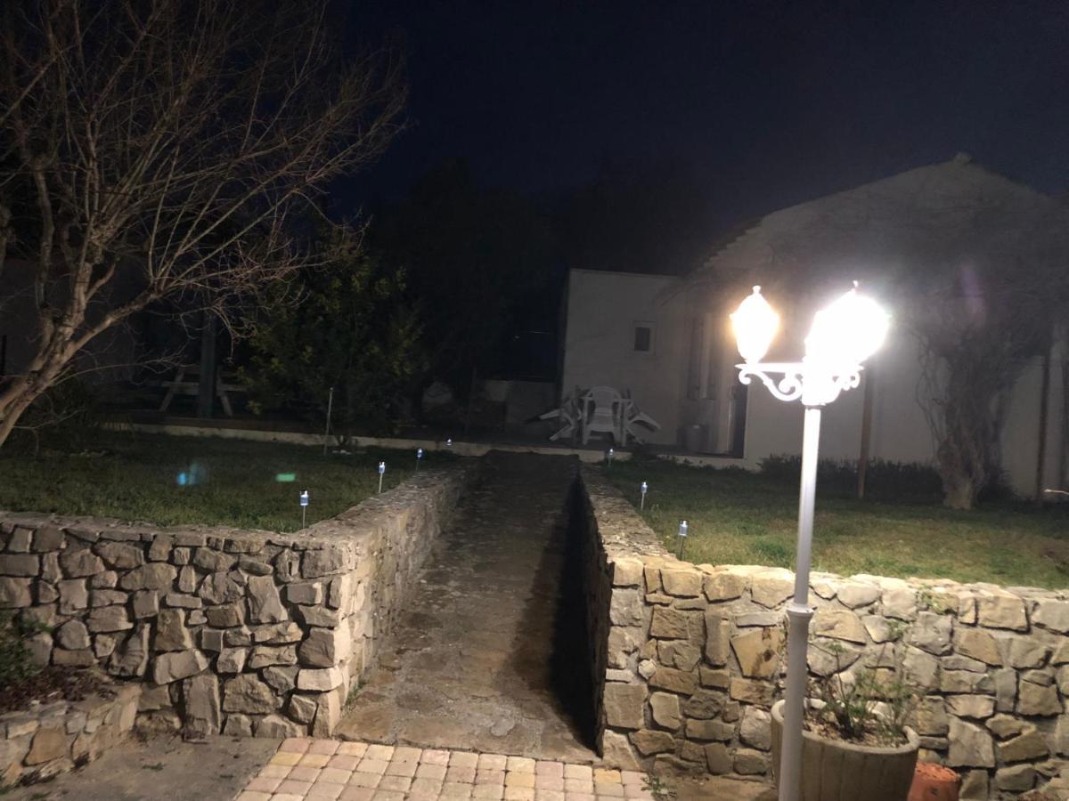 Gite Climatise Avec Piscine Sur Les Hauteurs De Bollène Exterior foto