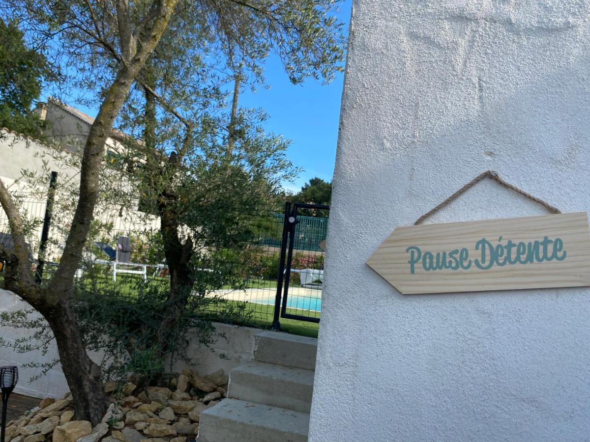 Gite Climatise Avec Piscine Sur Les Hauteurs De Bollène Exterior foto